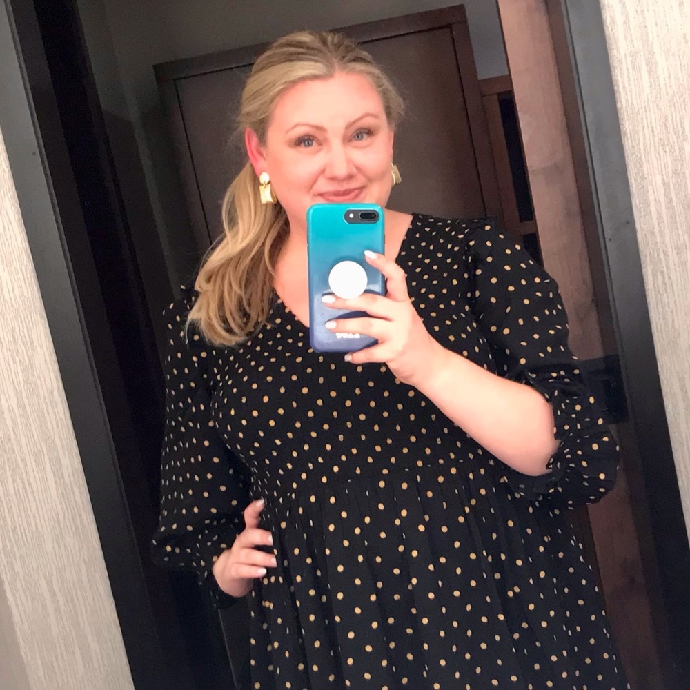 Meet your Posher, Caitlin